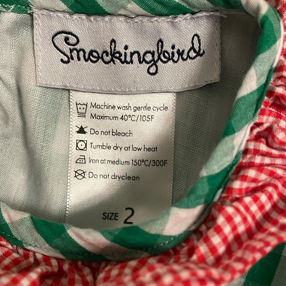 SMOCKINGBIRD - 2t green & white checked with apples - trimmed with red. - Picture 7 of 9
